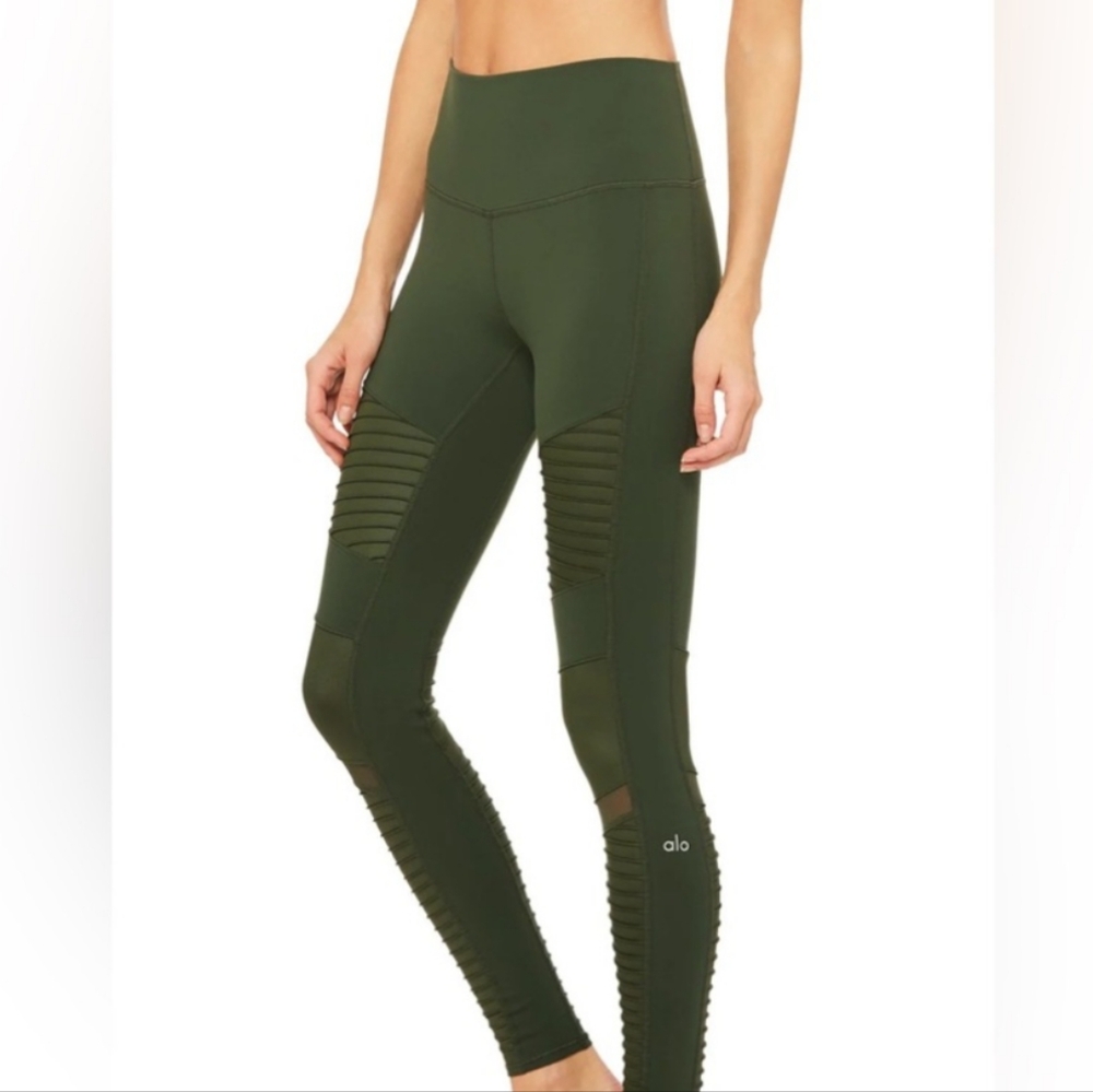 ALO Yoga High-Waist Moto Leggings Size M Olive Green
